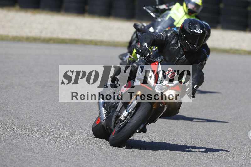 /01 02.04.2026 MAZ ADR/Gruppe gelb Gruppe gruen/76